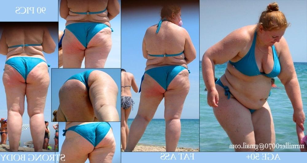 22P THICK BLONDES BIKINI