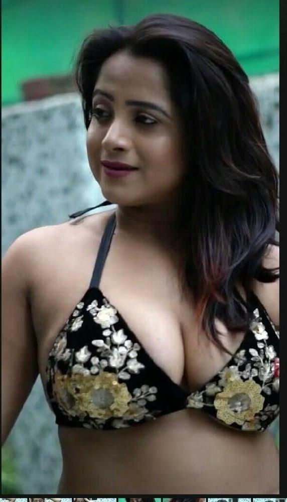 25P Indian bra and panty 2