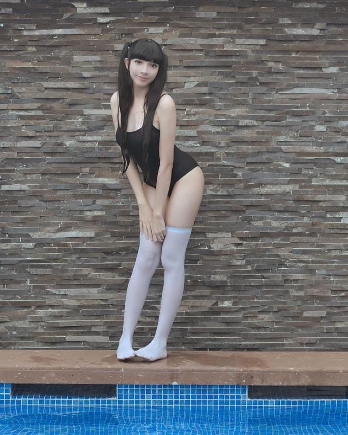 25P Epic Asian Girls