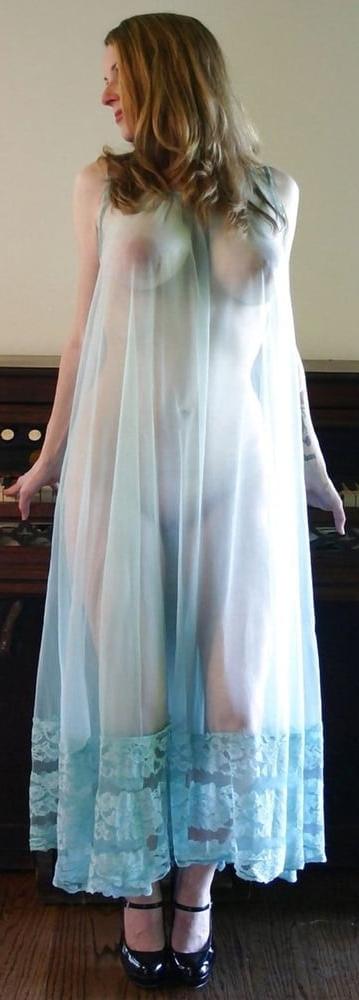 20P see through no bra - transparence 62