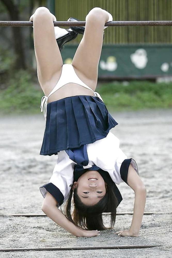 25P Japanese Upskirt Panty