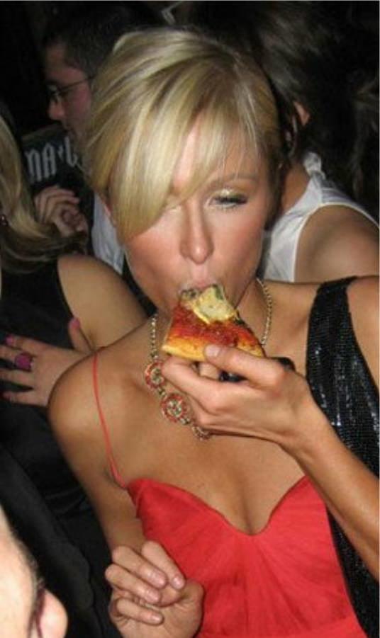 25P Hot Girls Eating Pizza
