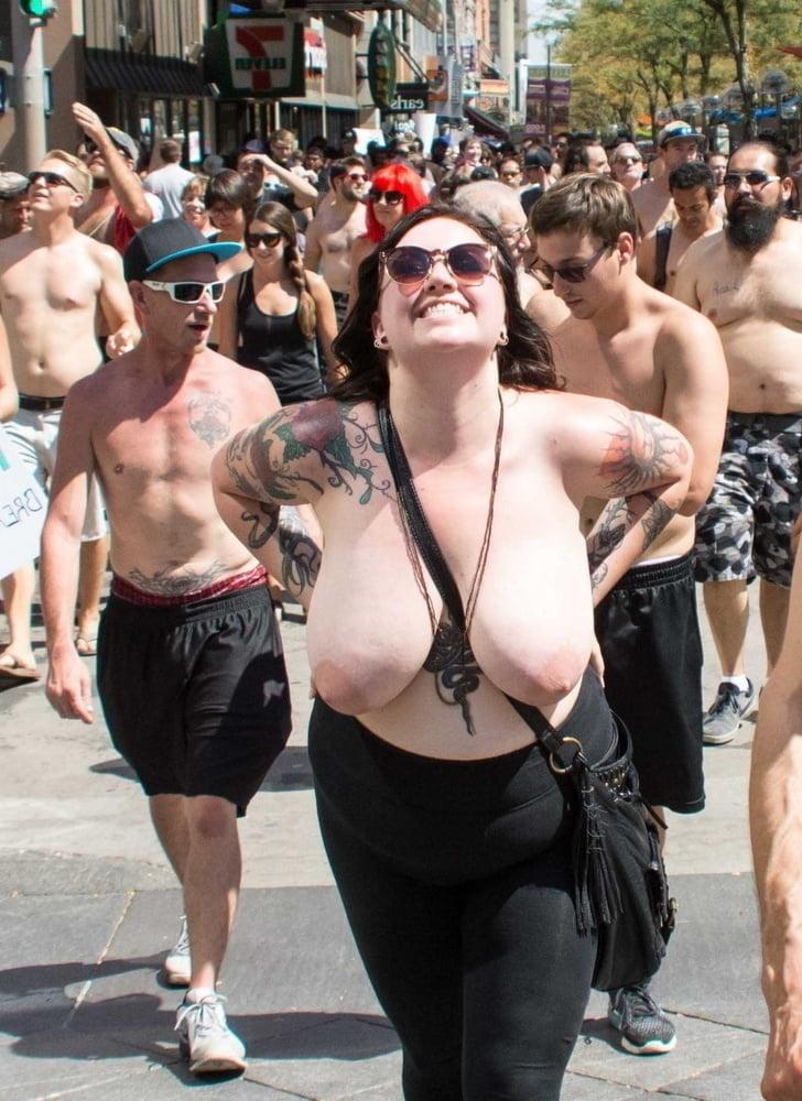 25P Hot girls Public exposure