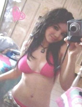 25P Mexican Teen Girls