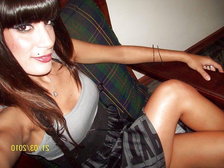 25P Mexican Teen Girls