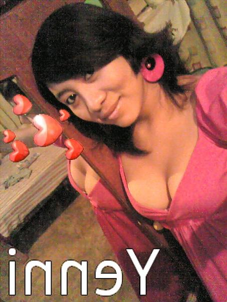 25P Mexican Teen Girls
