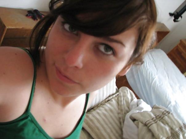 25P Mexican Teen Girls