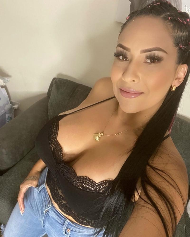 25P Sexy Thick Women 15