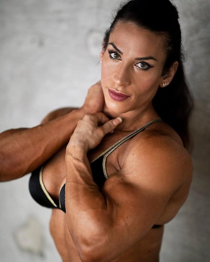 25P Nadia Capotosto! Thick Strong Gorgeous!
