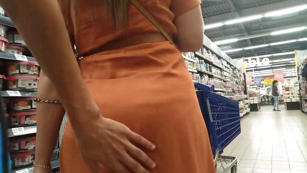 8P Touch girls in market