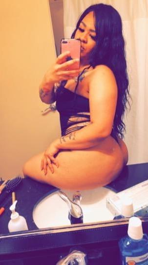 25P Thick Asian Escort Payton Cartier Exposed