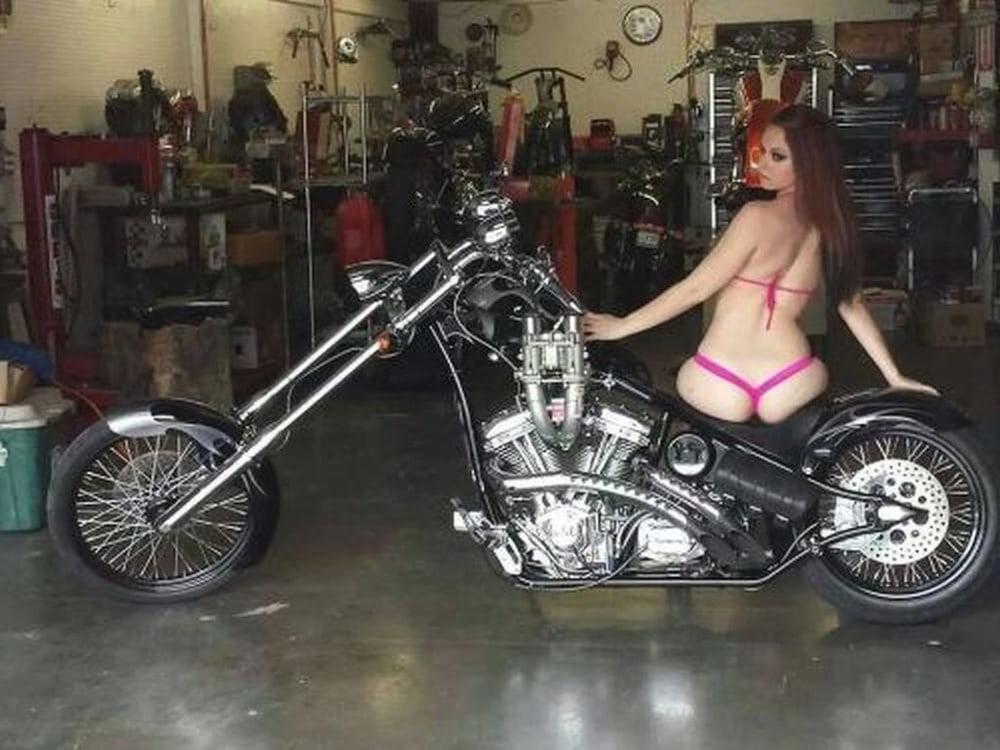 25P biker babes