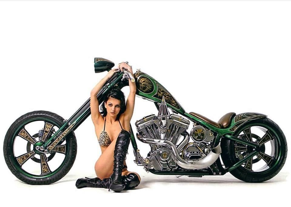 25P biker babes