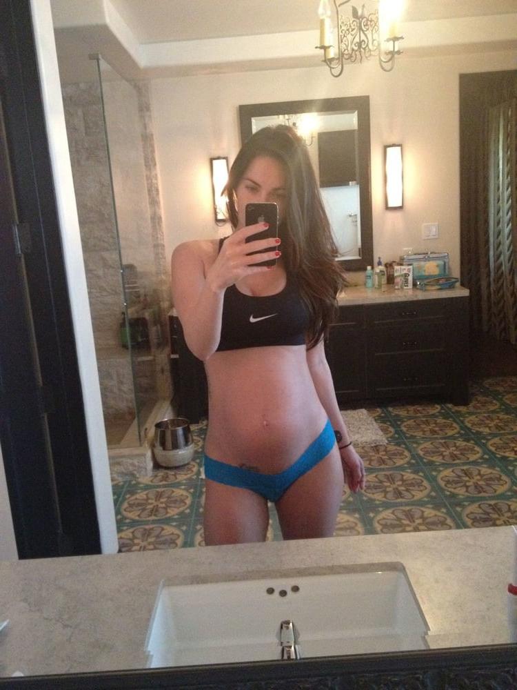 25P Megan Fox (Pregnant)