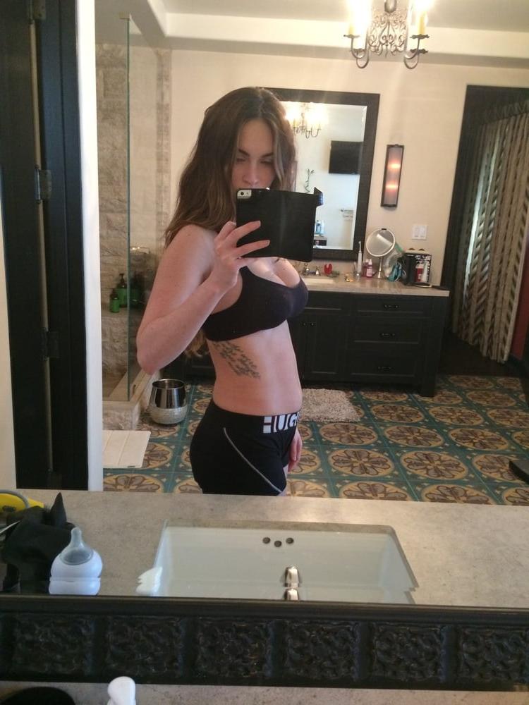 25P Megan Fox (Pregnant)