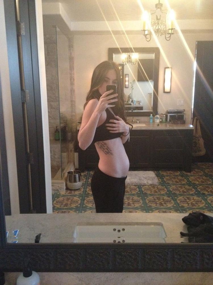 25P Megan Fox (Pregnant)