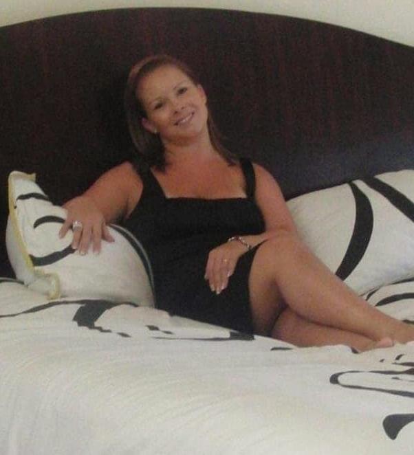 25P girlfriend she is horny for old men ....