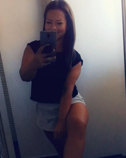 25P girlfriend she is horny for old men ....