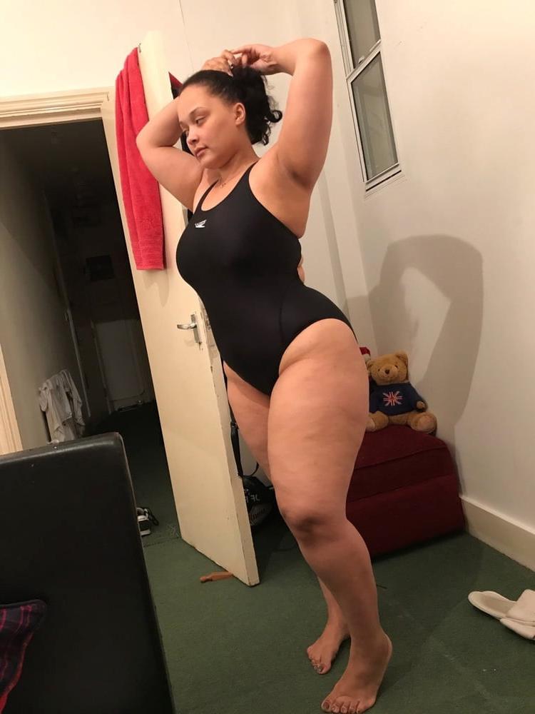 25P Girls I Like 76, their tender fleshy thighs