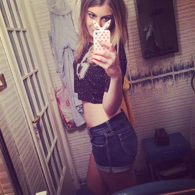 25P Amateur girls social media wankbait
