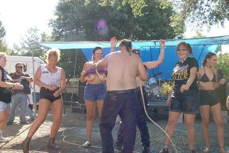 25P MILF bikers