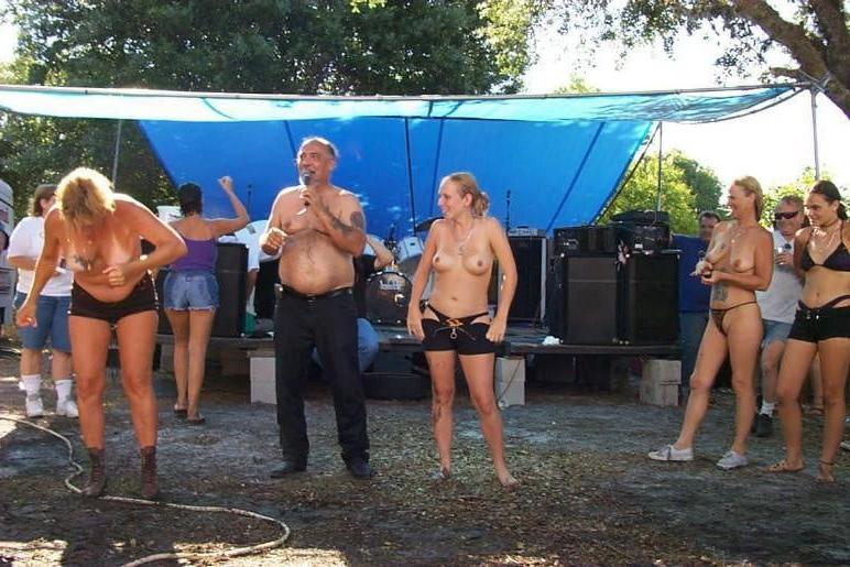 25P MILF bikers