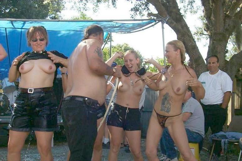 25P MILF bikers