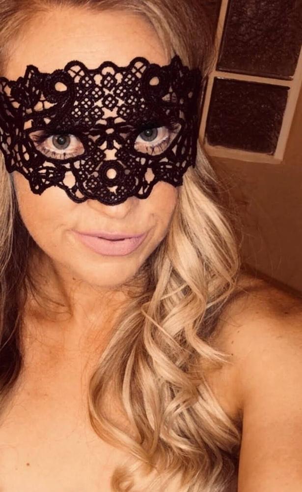 8P Pretty Blonde Exposed as a Slut