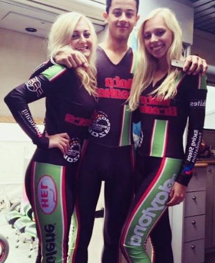 25P Grid Girls