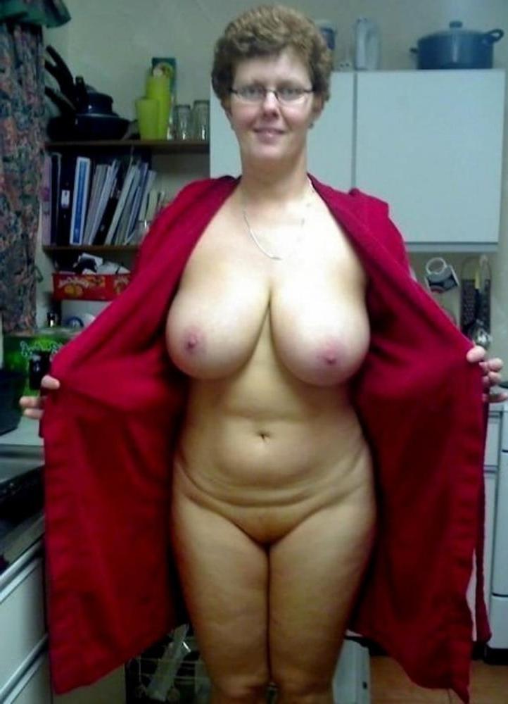 20P My favourite grannies (gilfs) from xHamster 7