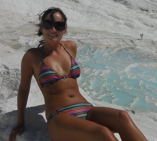 25P Wanking bikini milfs mix