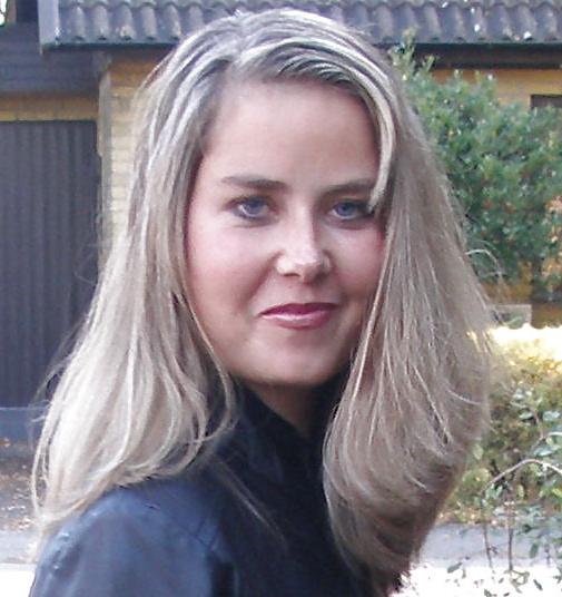 19P Swedish wife by request