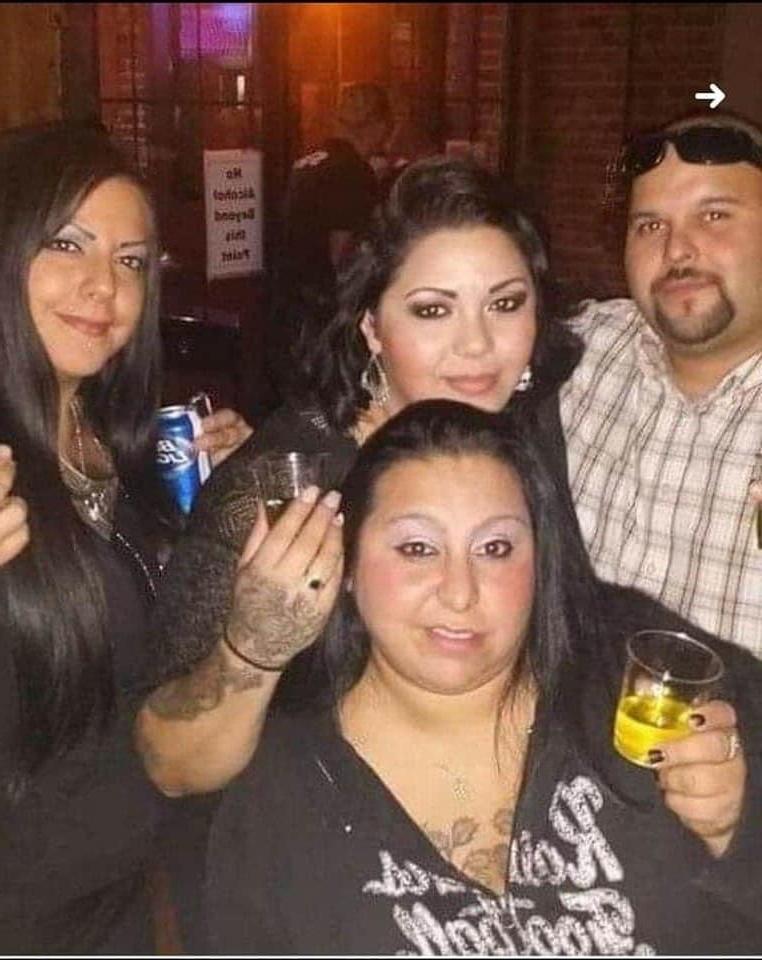 25P Hot sexy Mexican milf tits