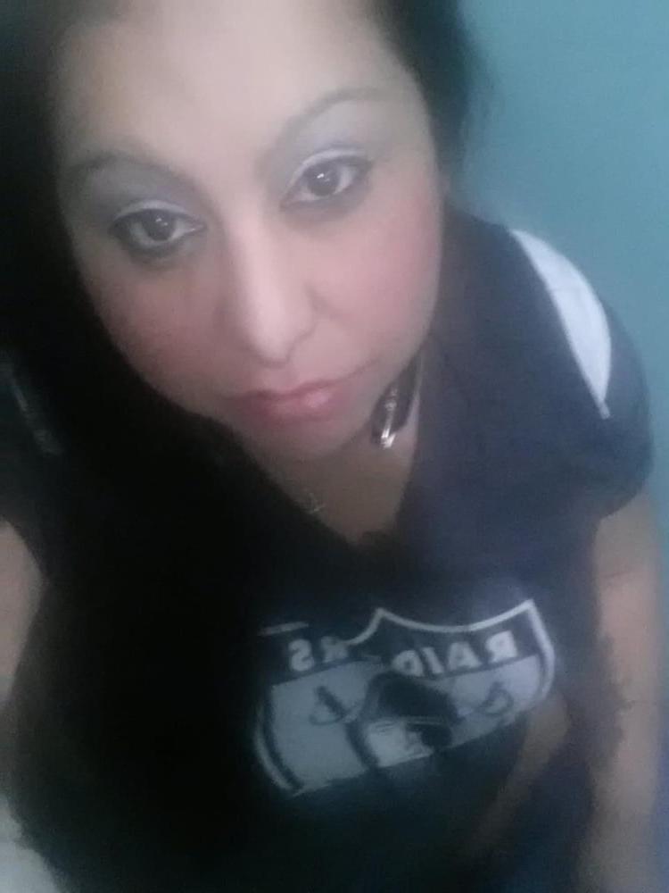 25P Hot sexy Mexican milf tits