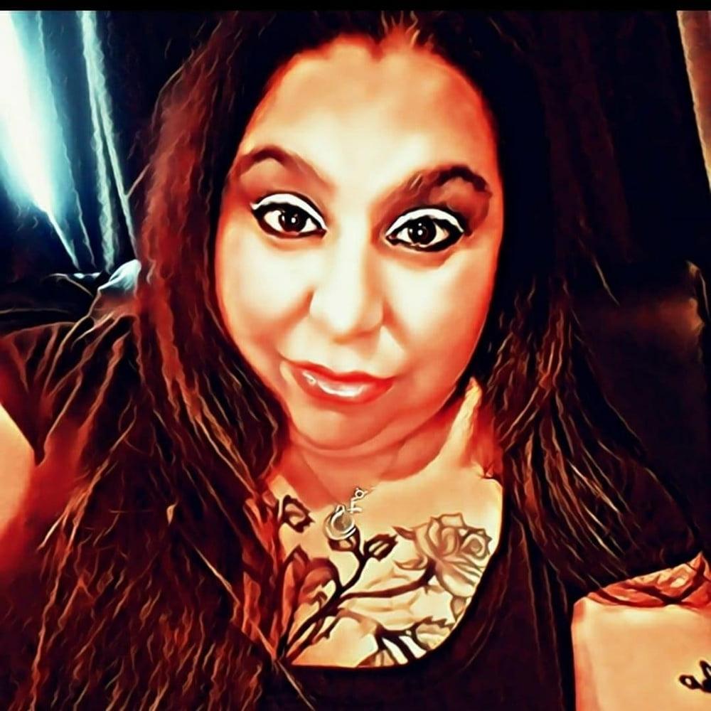 25P Hot sexy Mexican milf tits