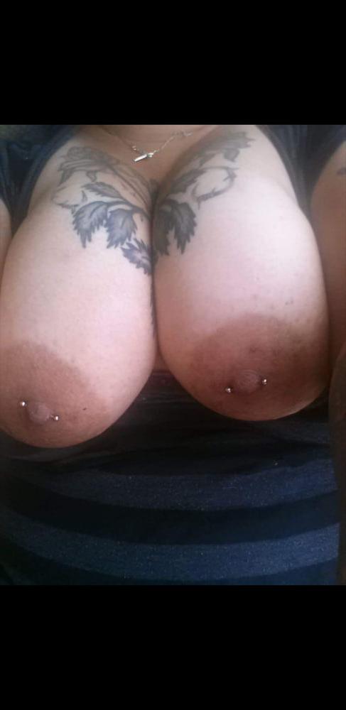 25P Hot sexy Mexican milf tits