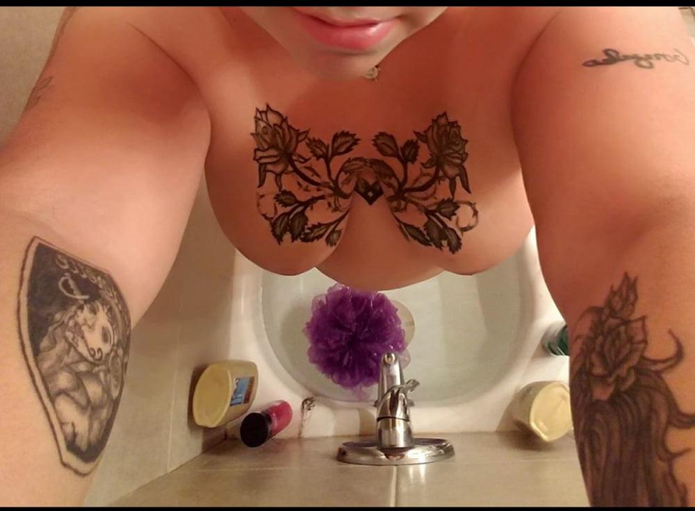 25P Hot sexy Mexican milf tits