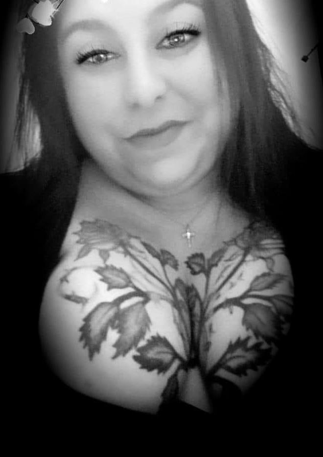 25P Hot sexy Mexican milf tits