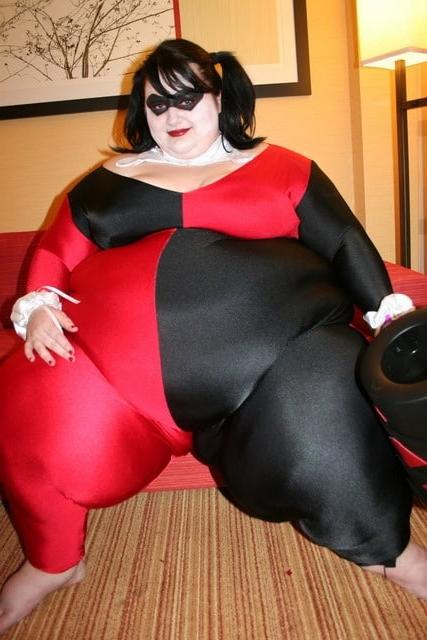 25P ssbbw panties an bra need i say more?