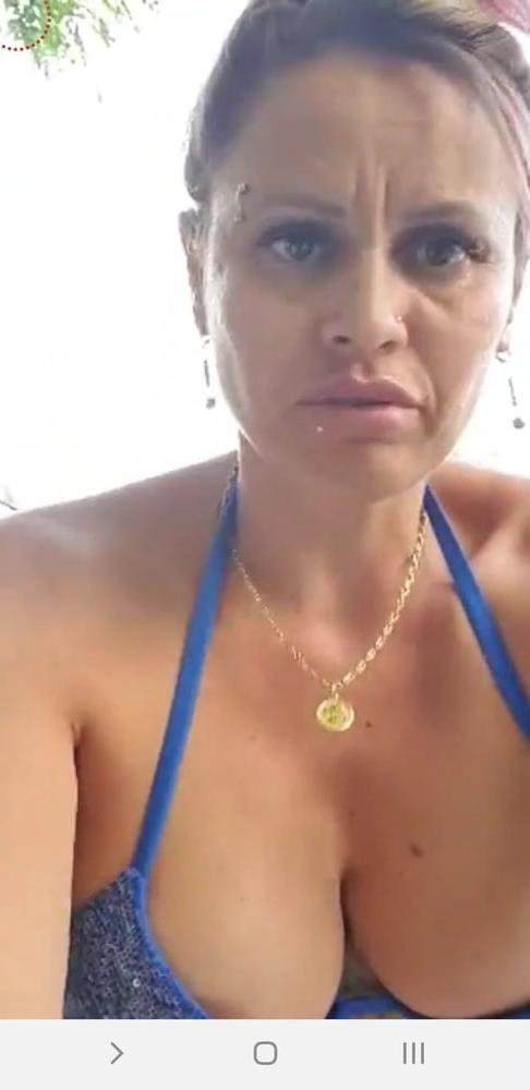 25P Bust bra live facebook romanian