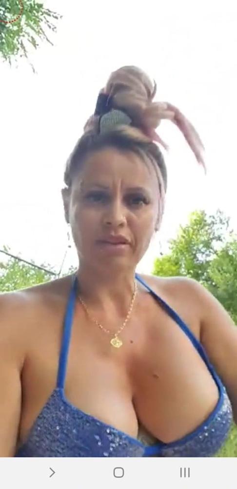 25P Bust bra live facebook romanian