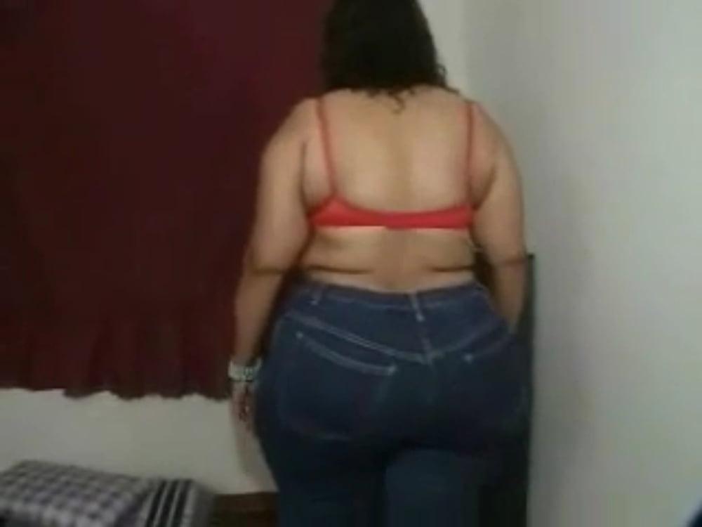 25P Plump Mexican BBW
