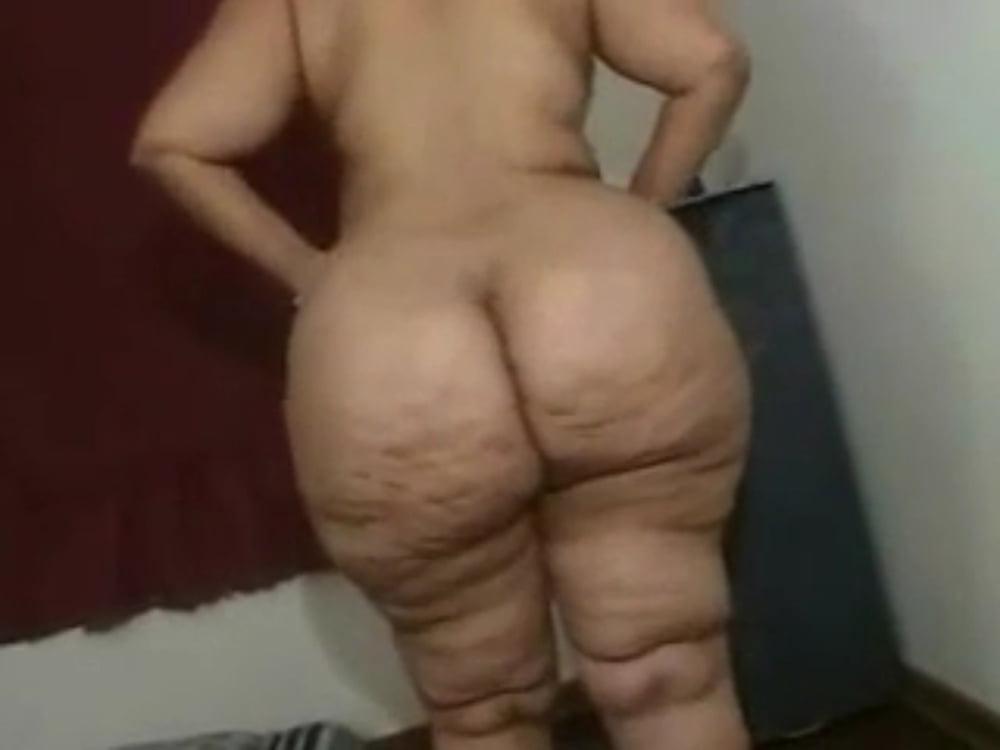 25P Plump Mexican BBW
