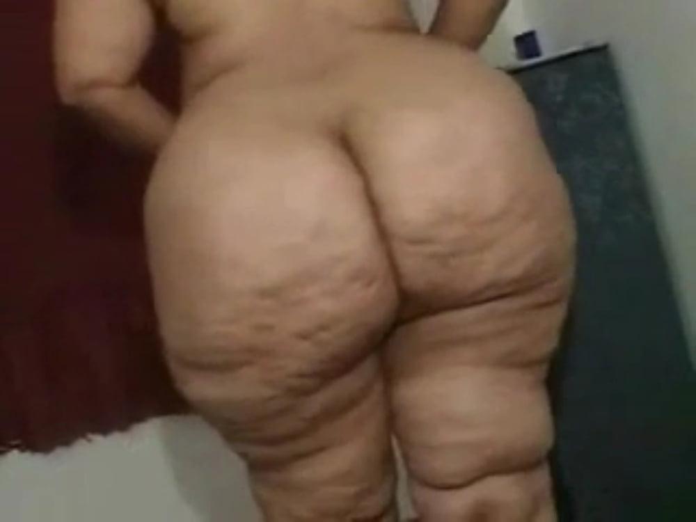 25P Plump Mexican BBW