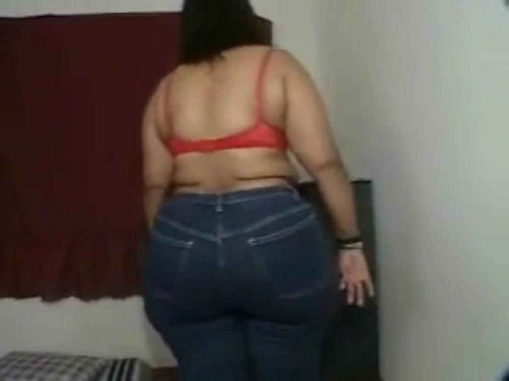 25P Plump Mexican BBW
