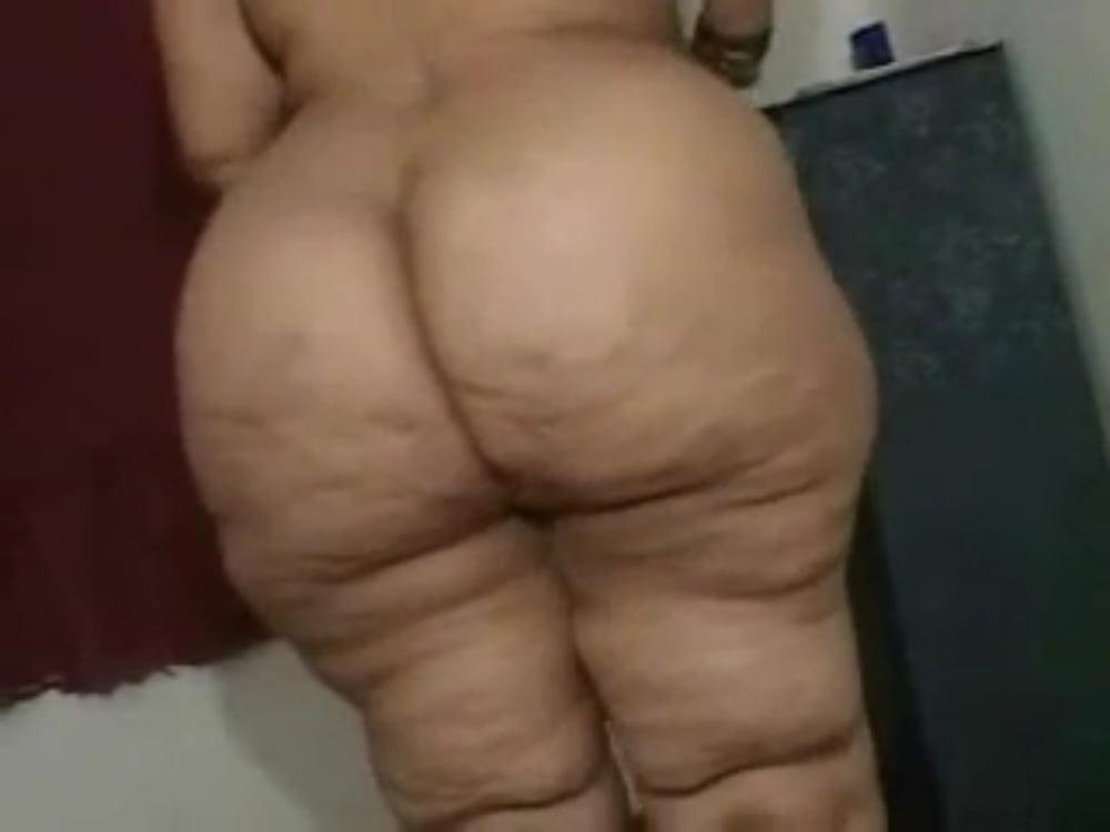 25P Plump Mexican BBW