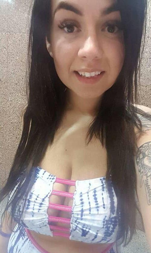 22P Hot girls form Falkirk, Larbert area