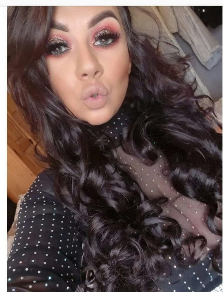22P Hot girls form Falkirk, Larbert area