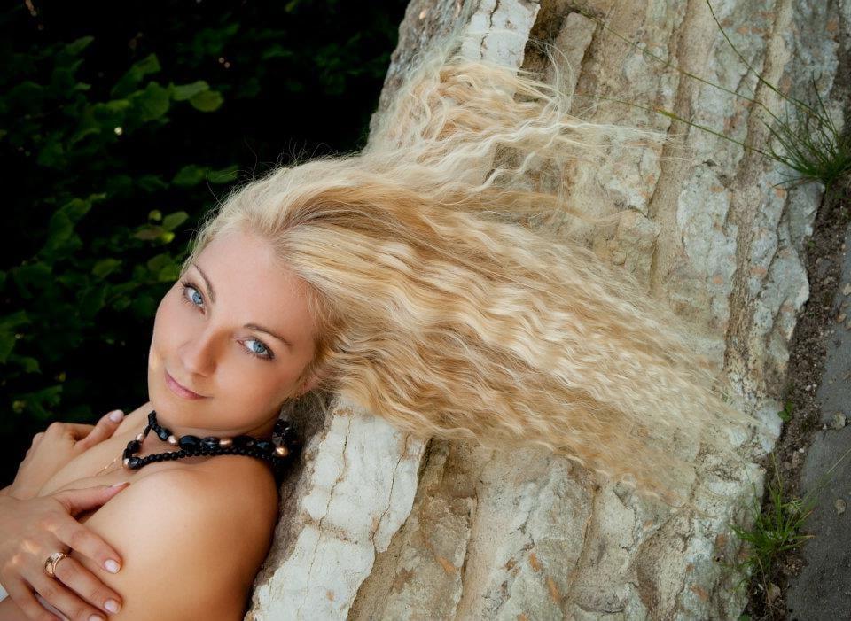 25P the most beautiful girls and women