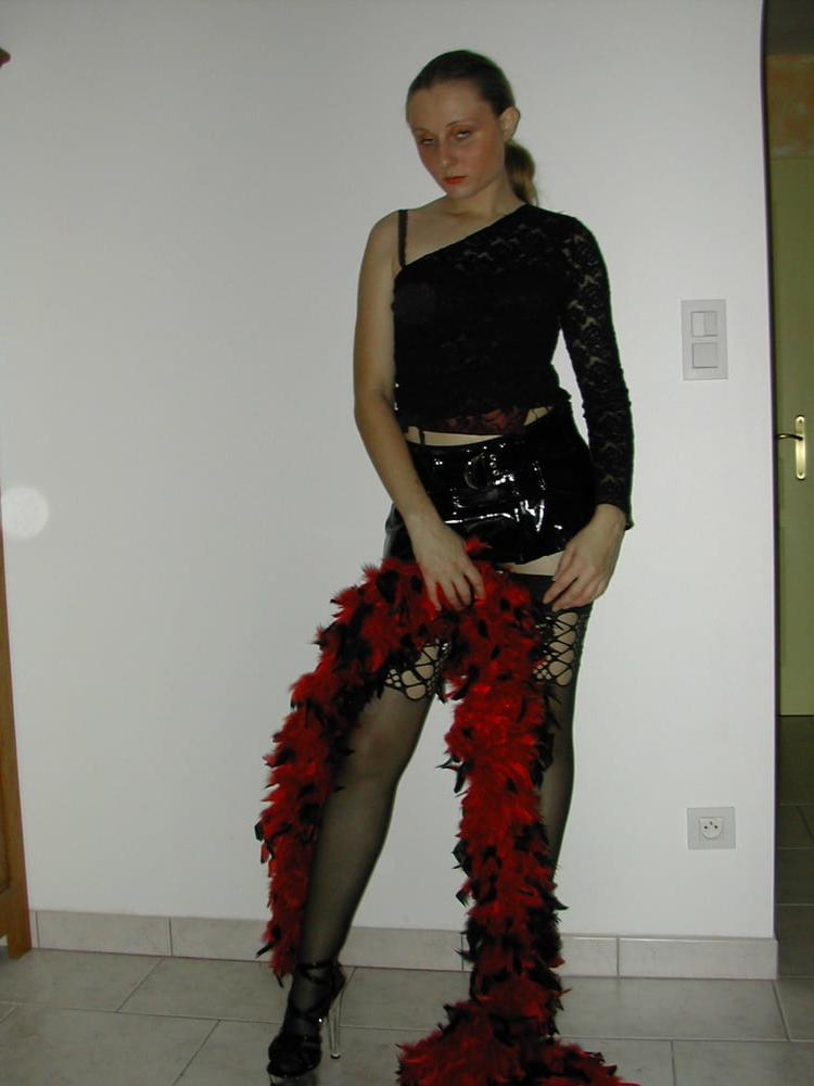 22P ponytailed leather and latex girls 33
